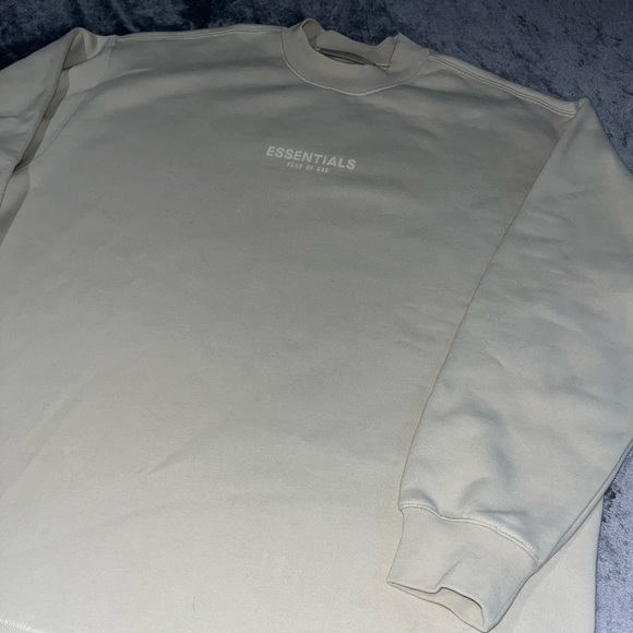 Essentials Fear Of God Relaxed Crewneck - Picture 2 of 5
